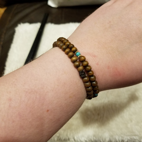 Brandy Melville Wood Turquoise Skull Boho - Picture 2 of 3